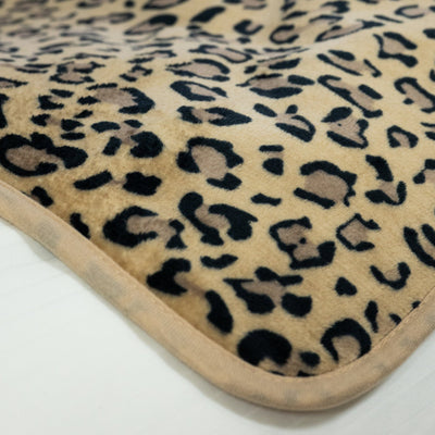 Waterproof Goddess Blanket™ – Wild Leopard